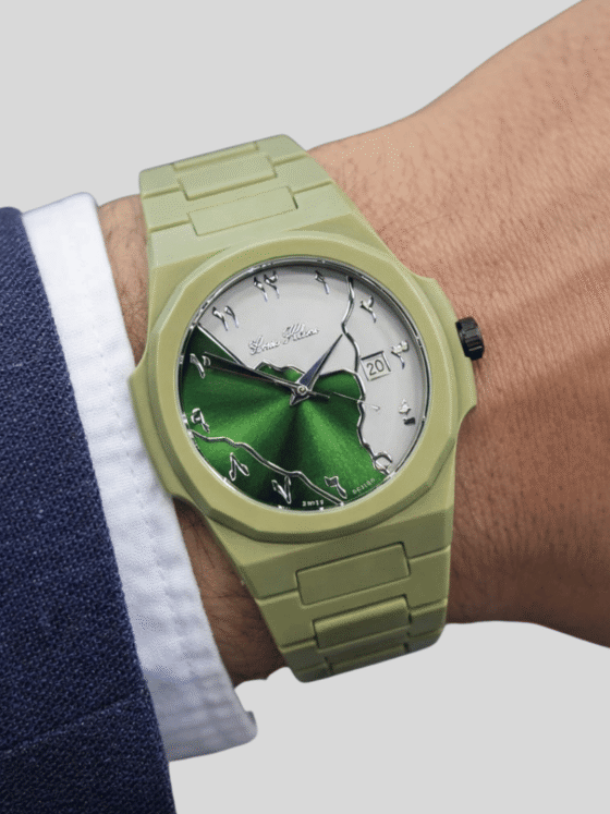 ساعات لويس هيلانو