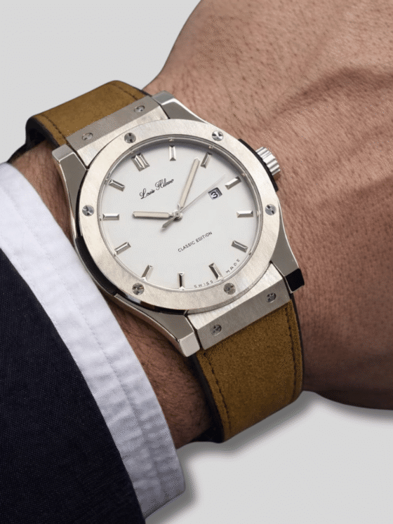 ساعات لويس هيلانو